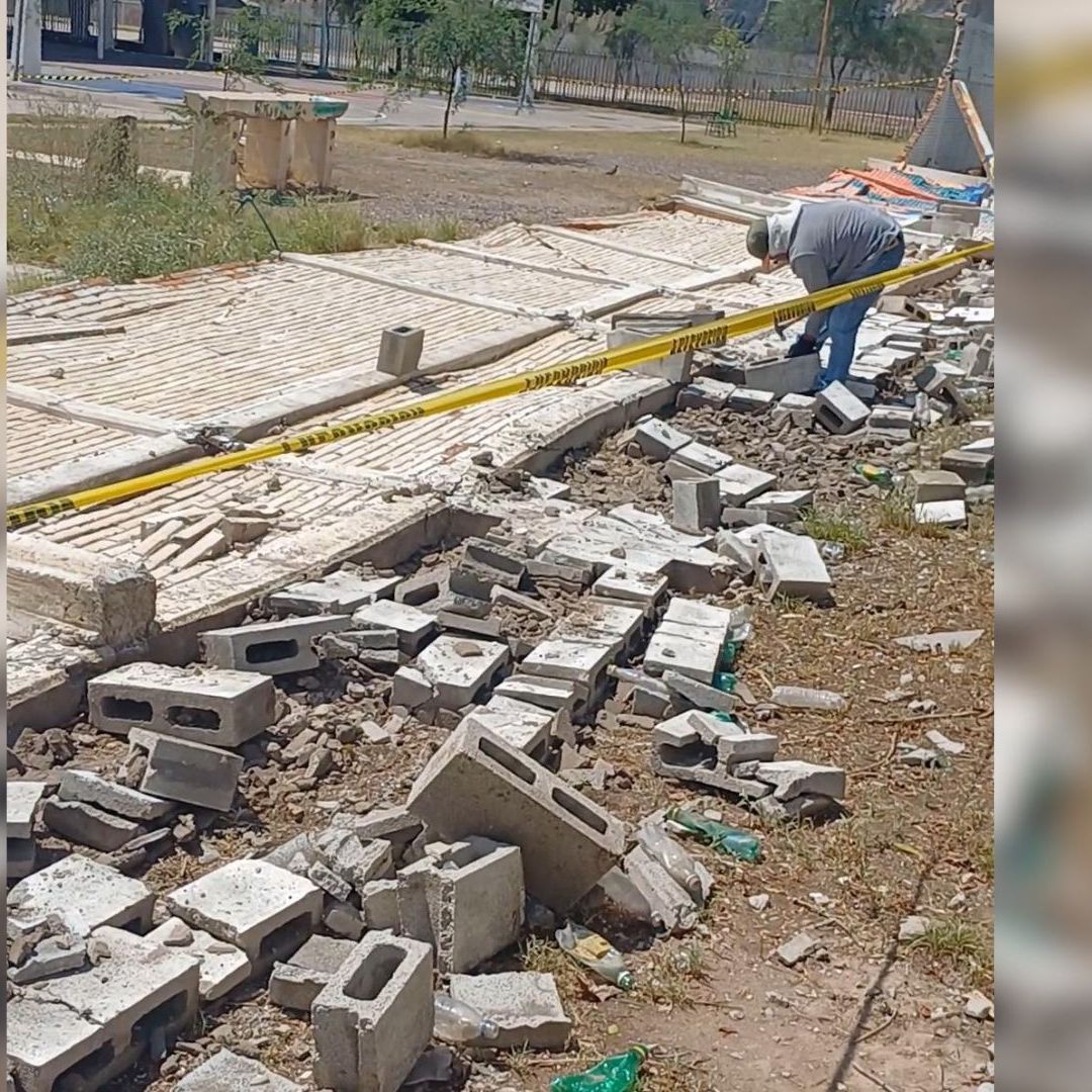 Se Desploma Barda de la Secundaria Técnica No.1 de Torreón